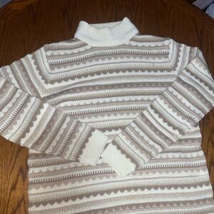 White and light brown knitted shirt